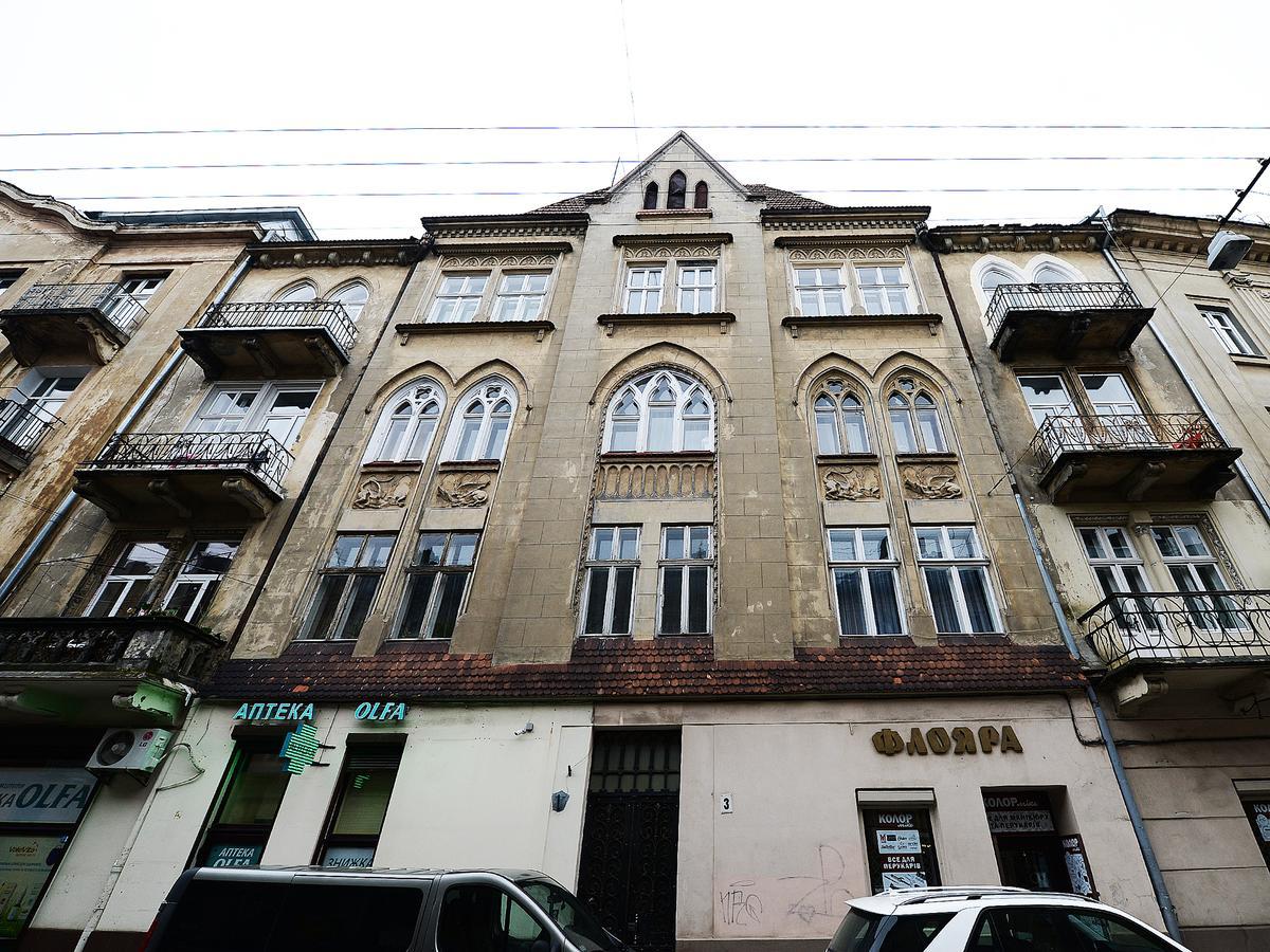 The Historical Family Nest In City Centre リヴィウ エクステリア 写真